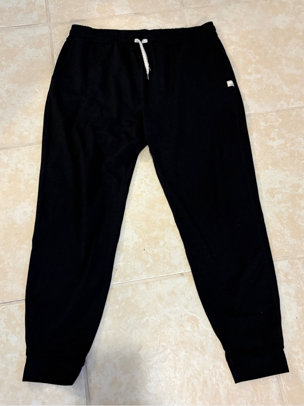 Vuori Women's Performance Jogger - Long Inseam Black Heather Size XL sweatpants